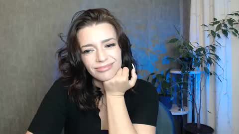 Elina online show from May 26, 11:45 pm