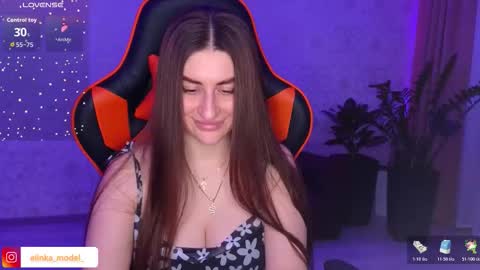 Snapshot of elinkalove chatting on October 17, 7:49 pm Elina online show from October 17, 7:49 pm