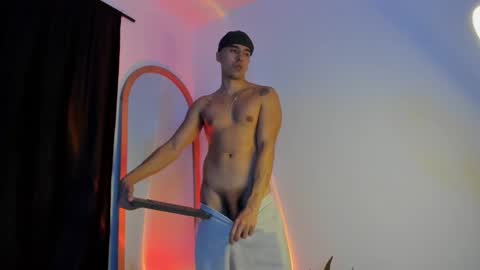 elio_dicaprio online show from November 12, 1:06 am