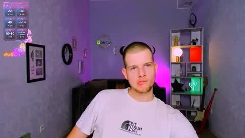 eliot_meow online show from September 20, 4:19 pm