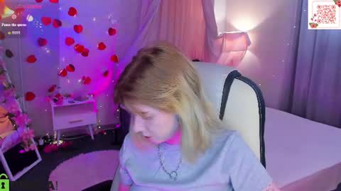 Elira Vane online show from July 8, 3:11 am