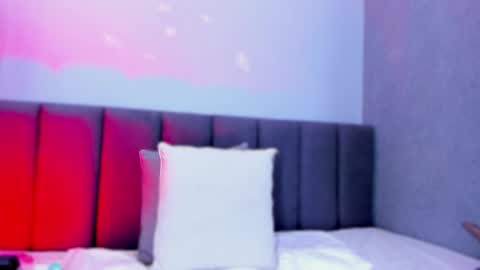 Elisa online show from December 14, 12:55 am