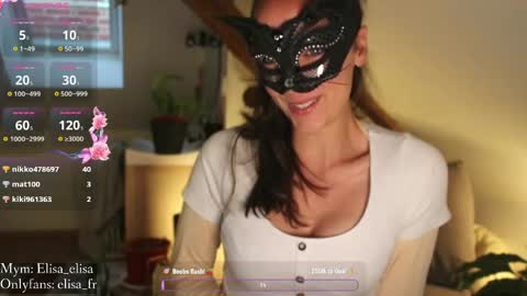 Snapshot of elisa_fr chatting on April 15, 6:26 pm Elisa online show from April 15, 6:26 pm