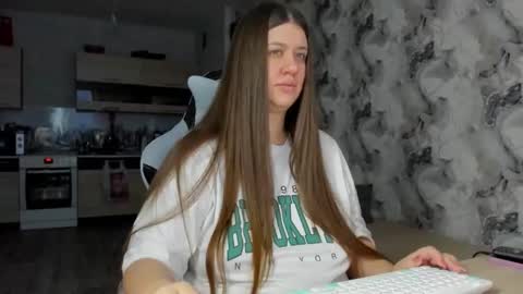 Aletta Oushen online show from November 23, 10:04 am