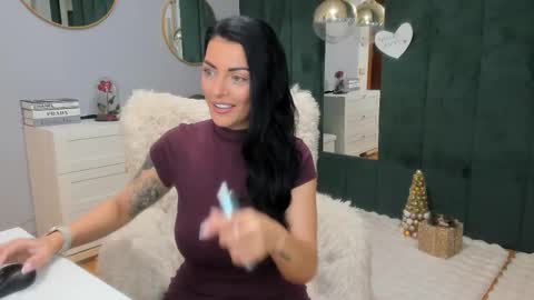 Maria online show from December 16, 5:12 am