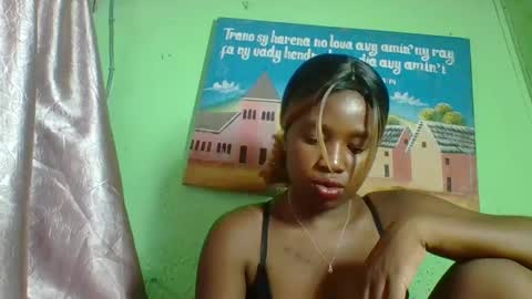 elisabeth2525 online show from January 19, 9:11 am