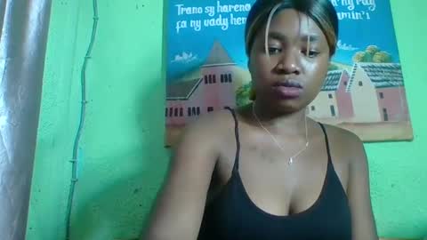 elisabeth2525 online show from January 28, 7:21 pm