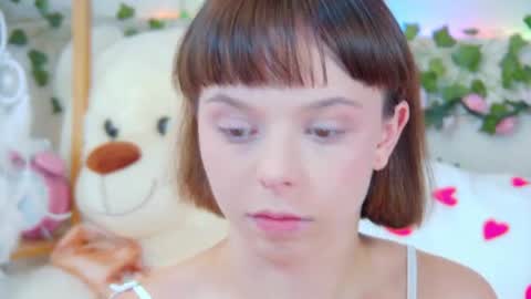 ElisabethDavis online show from August 4, 3:36 pm
