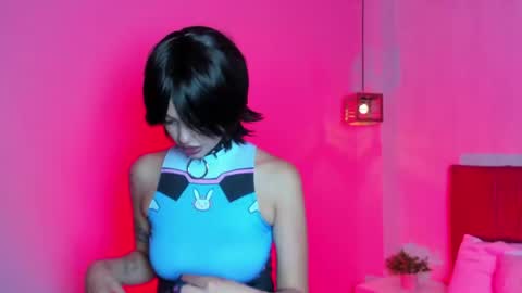 elisabethflores online show from June 10, 8:08 pm