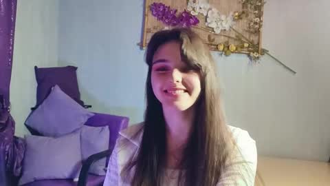 Snapshot of elisabethmikowski chatting on March 13, 2:23 pm Elin online show from March 13, 2:23 pm