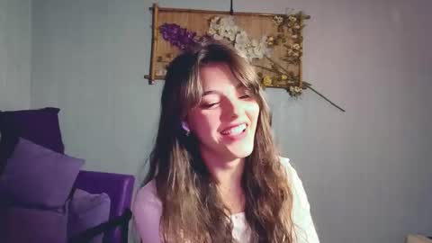 Snapshot of elisabethmikowski chatting on March 14, 11:15 am Elin online show from March 14, 11:15 am