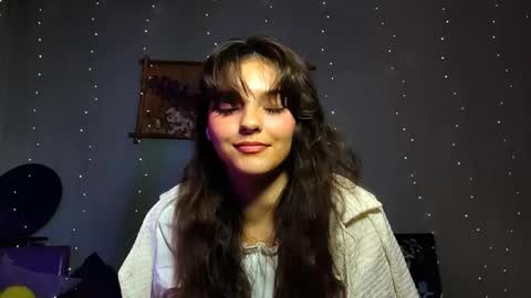 Snapshot of elisabethmikowski chatting on March 29, 1:33 pm Elin online show from March 29, 1:33 pm