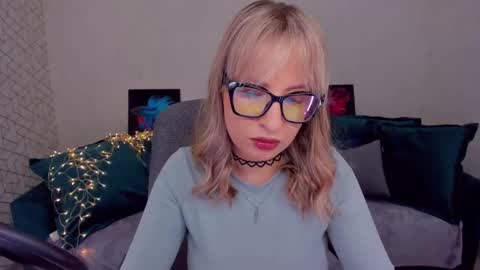 Elisabeth online show from February 20, 2:35 pm