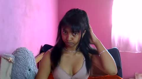 elisah01 online show from June 4, 5:13 am