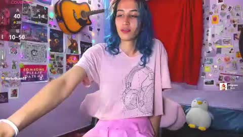 Snapshot of elisdarling chatting on July 28, 11:15 pm elisdarling online show from July 28, 11:15 pm