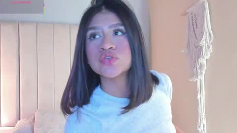 Snapshot of elise_diamond chatting on April 19, 11:07 pm Elise diamond online show from April 19, 11:07 pm