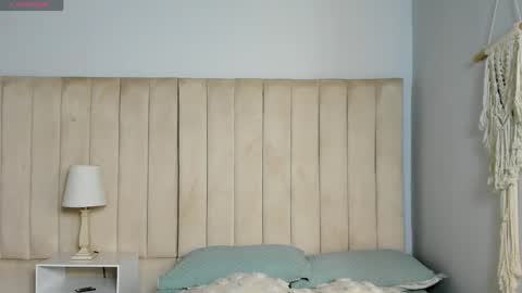 Snapshot of elise_diamond chatting on May 15, 3:57 am Elise diamond online show from May 15, 3:57 am