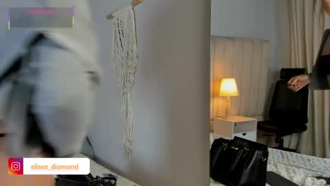 Snapshot of elise_diamond chatting on May 21, 10:44 am Elise diamond online show from May 21, 10:44 am