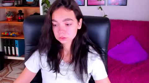 Elise online show from September 21, 3:46 pm