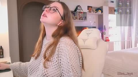 Elise    online show from September 29, 12:10 pm