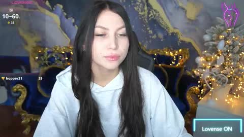 elisevelour online show from February 21, 1:34 pm