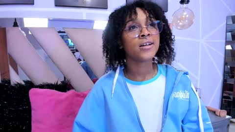 elit noa online show from January 15, 10:35 pm