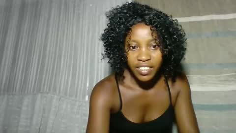 elita12010 online show from March 20, 11:37 am