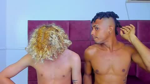 Valentino Konny y Jhon online show from June 9, 8:20 pm