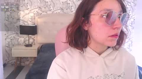 Eliza online show from February 9, 7:29 pm