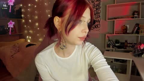 Snapshot of eliza_sadcat chatting on January 24, 7:28 pm Elizabeth online show from January 24, 7:28 pm