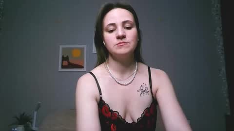 Elizabeth online show from January 31, 10:19 pm