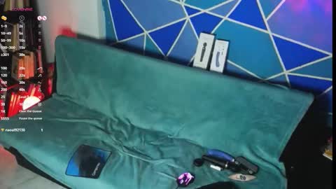 Snapshot of elizabeht_911 chatting on February 20, 10:32 pm elizabeht_911 online show from February 20, 10:32 pm