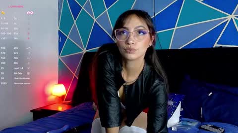 Snapshot of elizabeht_911 chatting on March 15, 7:31 pm elizabeht_911 online show from March 15, 7:31 pm
