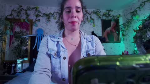 Elizabeth online show from January 14, 7:11 pm