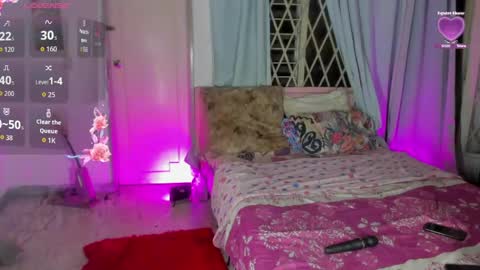 Snapshot of elizabeth_777 chatting on May 3, 3:56 am elizabeth_777 online show from May 3, 3:56 am