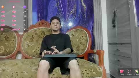 elizabeth and melodias online show from July 19, 2:26 am