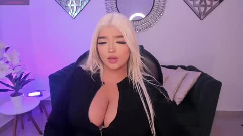 elizabeth online show from May 28, 6:05 pm