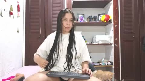 Snapshot of elizabeth_evanz chatting on February 12, 12:58 am elizabeth online show from February 12, 12:58 am