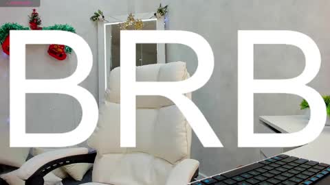 Elizabeth online show from December 28, 11:52 am