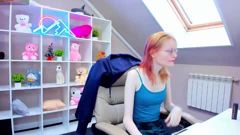 Elizabeth online show from January 3, 4:33 am