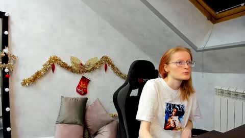 Elizabeth online show from January 7, 1:38 am