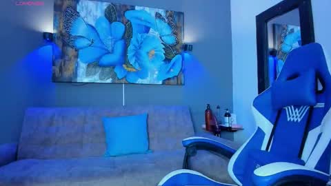 Elizabeth Lamer online show from February 6, 6:51 am