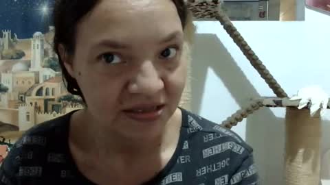 Elizabeth Martinez  online show from January 6, 6:41 pm