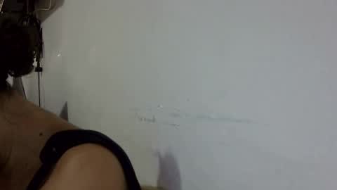 Elizabeth Martinez  online show from February 4, 6:25 pm