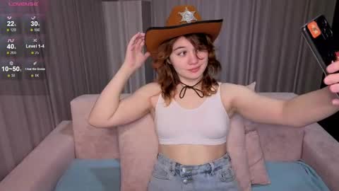 Snapshot of elizabeth_rready chatting on May 1, 8:02 pm Elizabeth online show from May 1, 8:02 pm