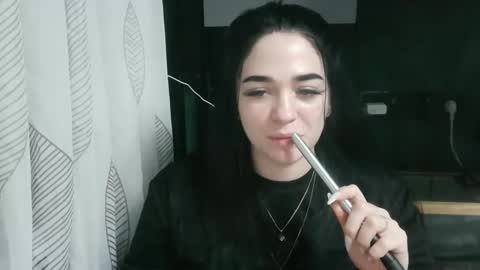 elizabeth_xi online show from October 7, 10:40 pm