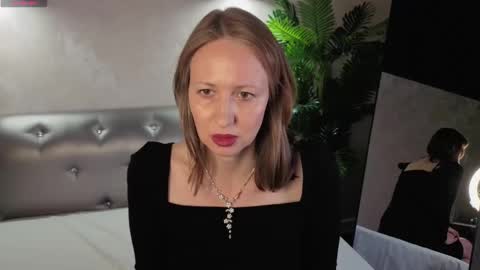 Snapshot of elizabethandersonn chatting on March 8, 8:29 am Elizabeth online show from March 8, 8:29 am