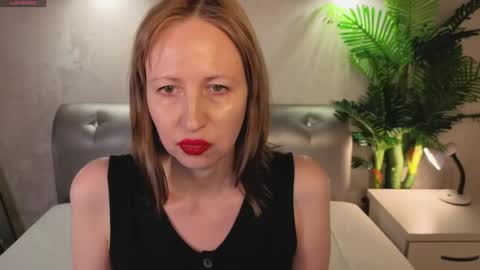 Snapshot of elizabethandersonn chatting on March 21, 9:14 am Elizabeth online show from March 21, 9:14 am