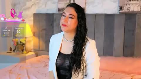 Snapshot of elizabethbennett_l chatting on November 24, 12:05 pm elizabth online show from November 24, 12:05 pm