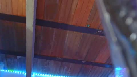 Lizzy online show from December 4, 9:45 pm